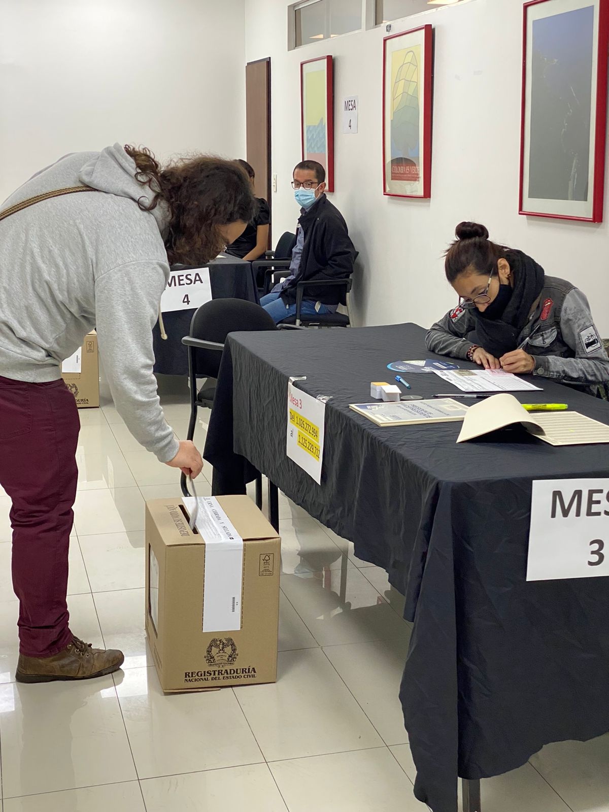 Apertura del proceso electoral en el Consulado de Colombia en Buenos Aires