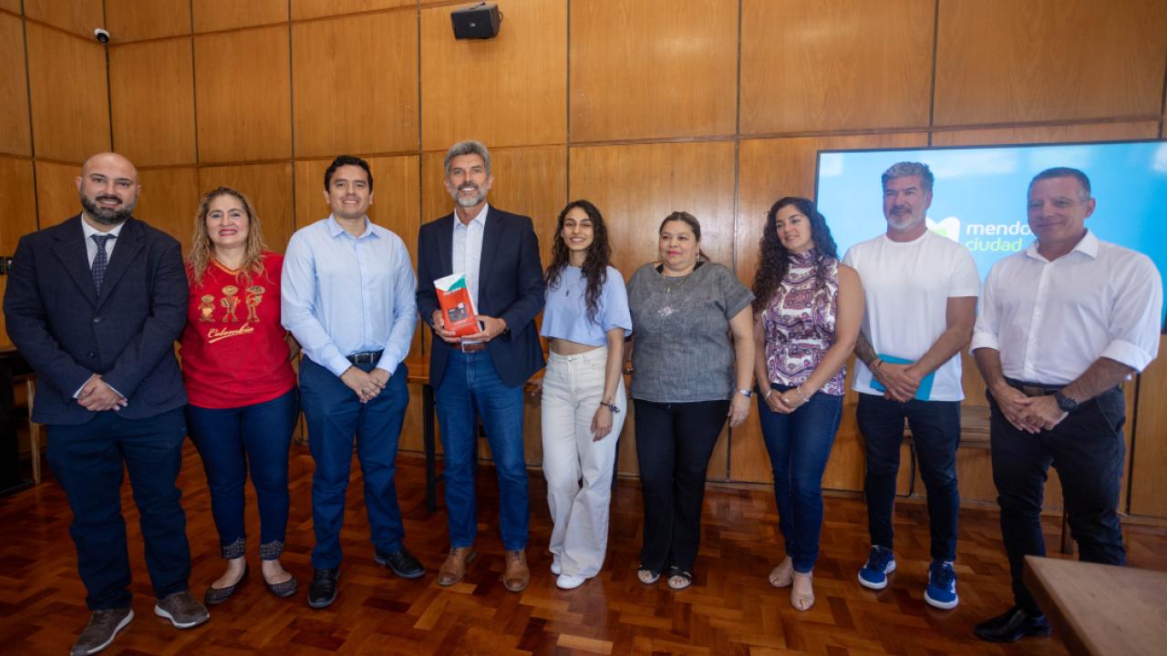El Consulado fortalece articulación institucional en Mendoza