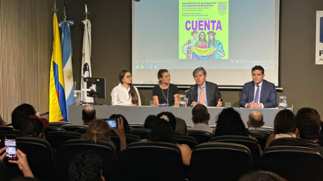 Diagnóstico sobre la población colombiana en Argentina fue presentado en foro de diálogo con la comunidad