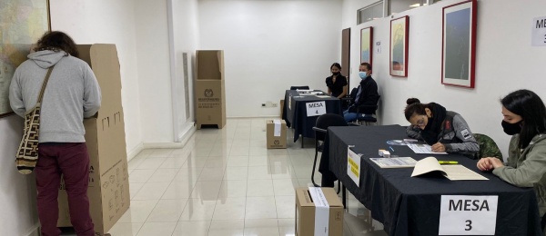 Apertura del proceso electoral en el Consulado de Colombia en Buenos Aires